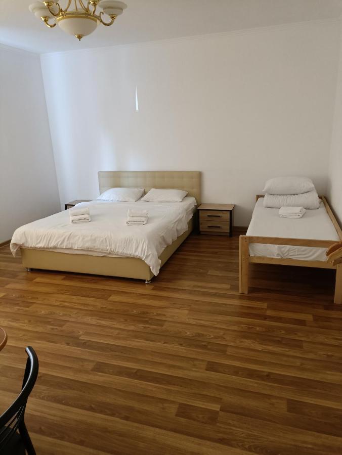 Mirage Hotel Tjernivtsi Eksteriør billede