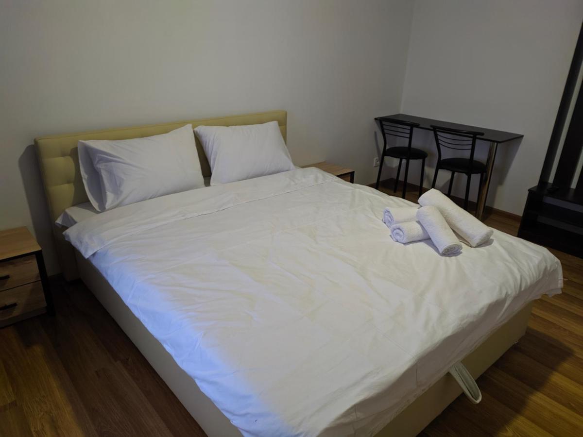 Mirage Hotel Tjernivtsi Eksteriør billede